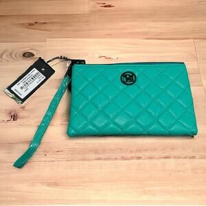 NWT! Badgley Mischka Diamond Green Quilted Clutch